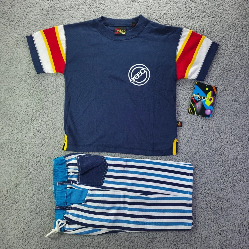 Vintage 1989 Sasson Kids Navy Blue Stripe T-Shirt and Shorts Set Size 7 NWT
